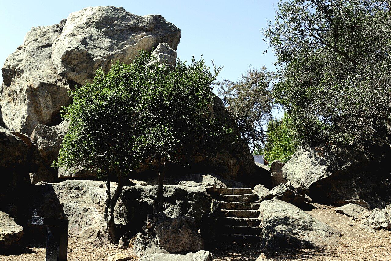 Indian Rock boulder with stairs