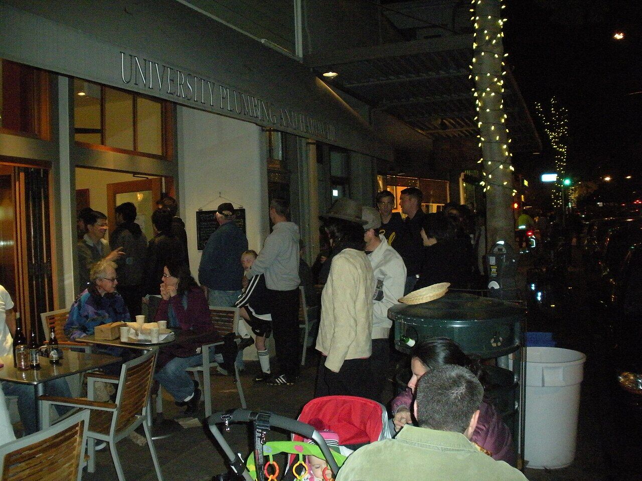 Cheeseboard Pizza exterior with storefront entrance